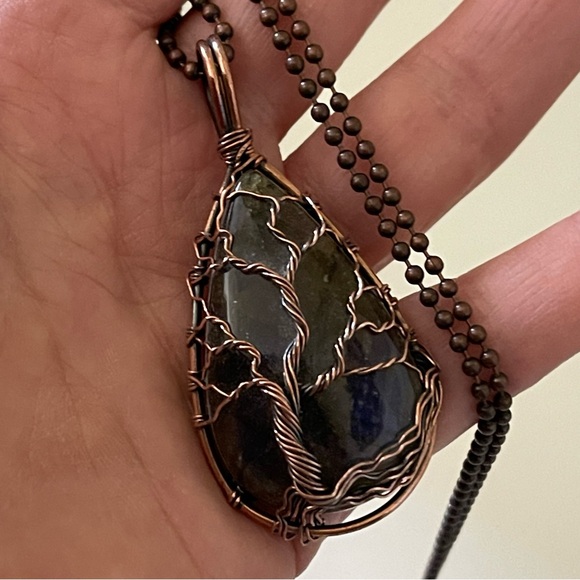 Artisan Jewelry - ARTISAN Labradorite Copper Wire Wrapped Tree of Life Pendant Necklace